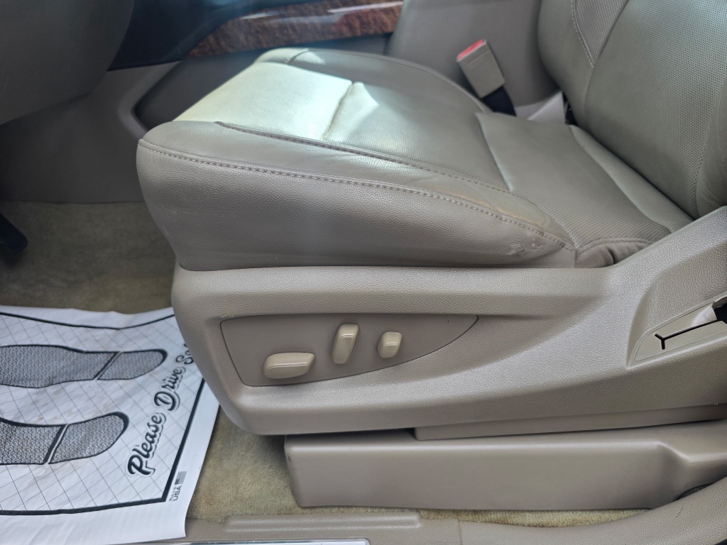 Photo of 2018 Chevrolet Tahoe Premier in Jacksonville, NC - 27,  2018 Chevrolet Tahoe Premier:16847G