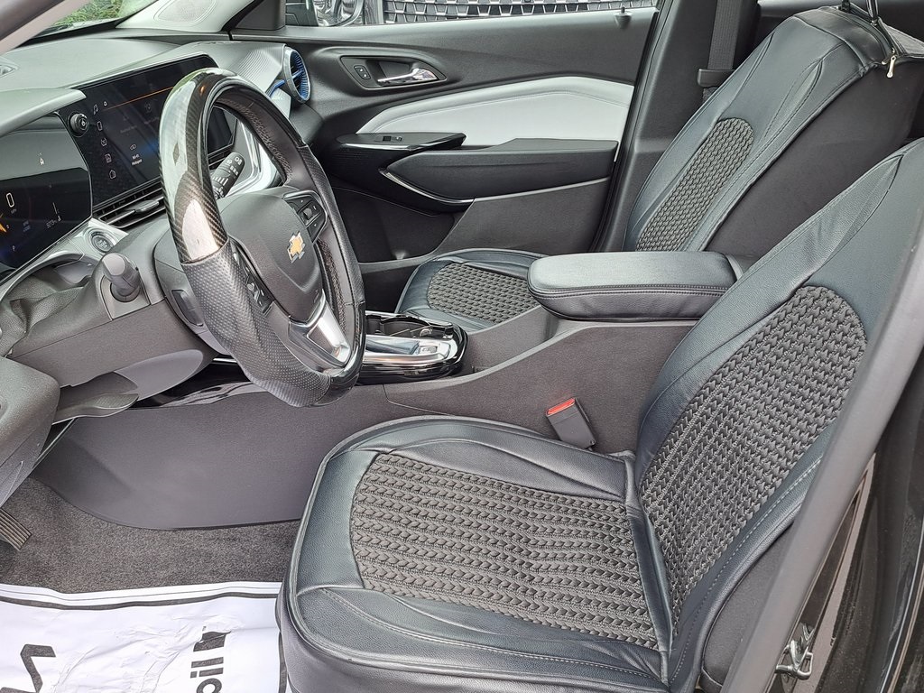 2024 Chevrolet Trax LT SUV FWD 21