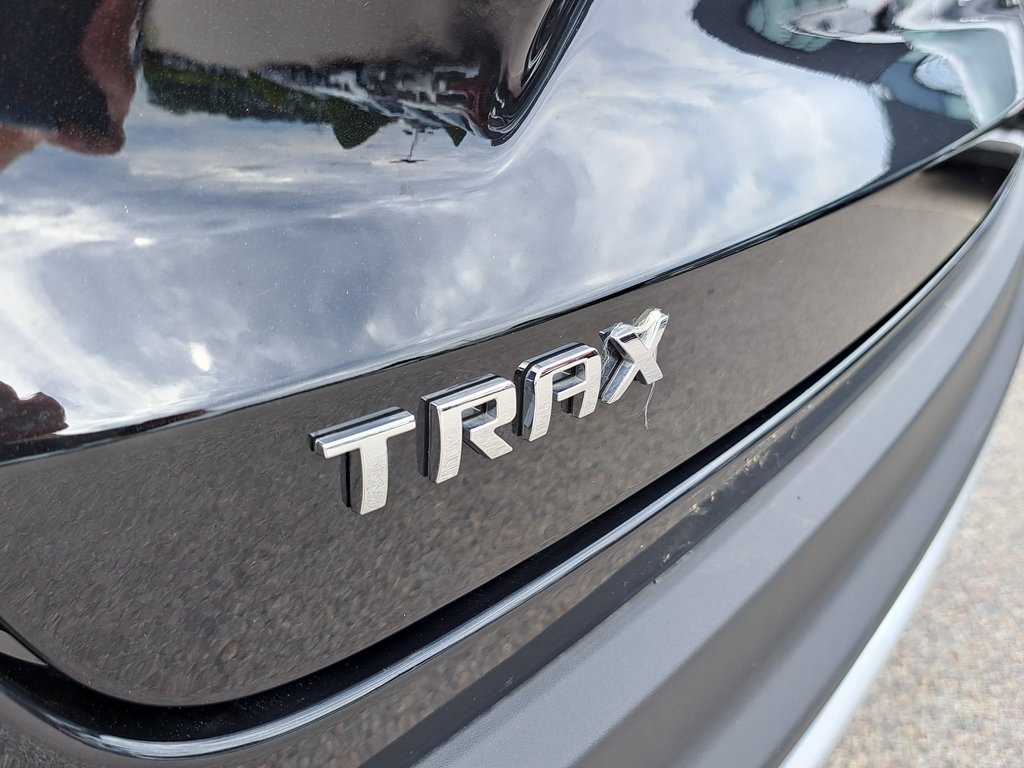 2024 Chevrolet Trax LT SUV FWD 26