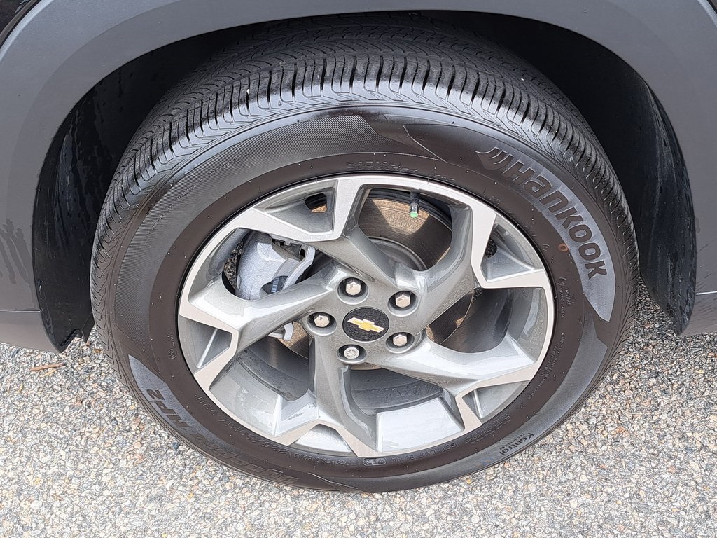 2024 Chevrolet Trax LT SUV FWD 29