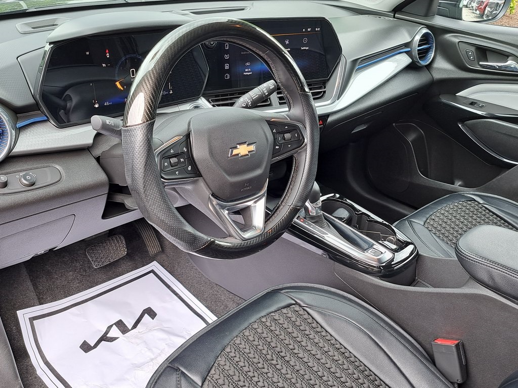 2024 Chevrolet Trax LT SUV FWD 8