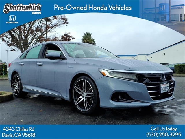 2022 Honda Accord Hybrid Touring's photo