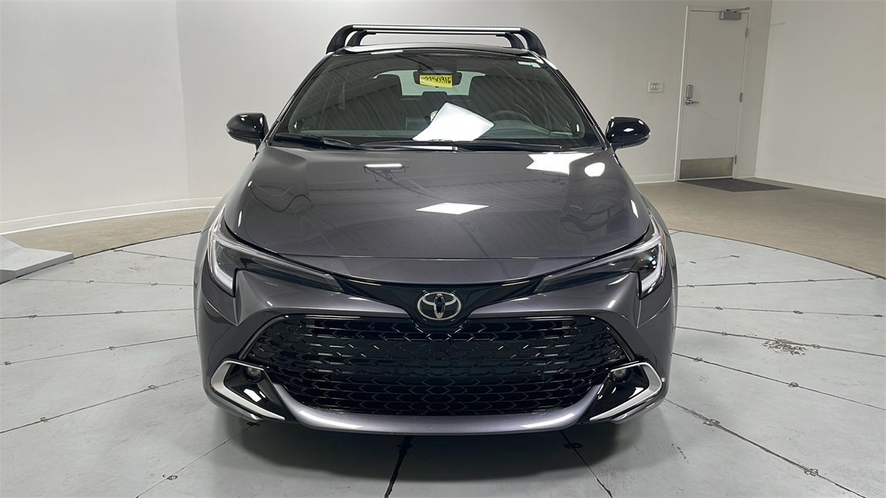 2025 Toyota Corolla XSE photo 2