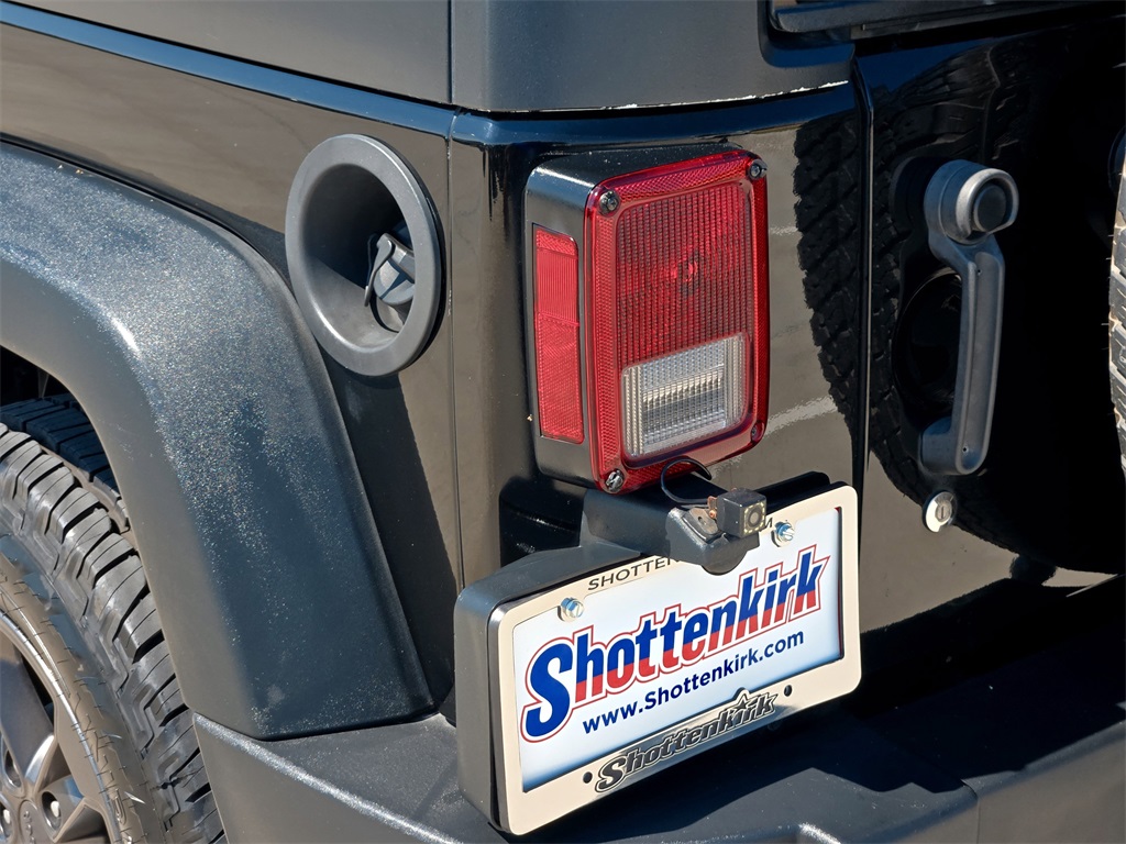 2017 Jeep Wrangler Sport photo 6