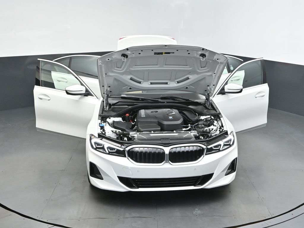 2025 Alpine White BMW 3 Series 330i RWD Sedan