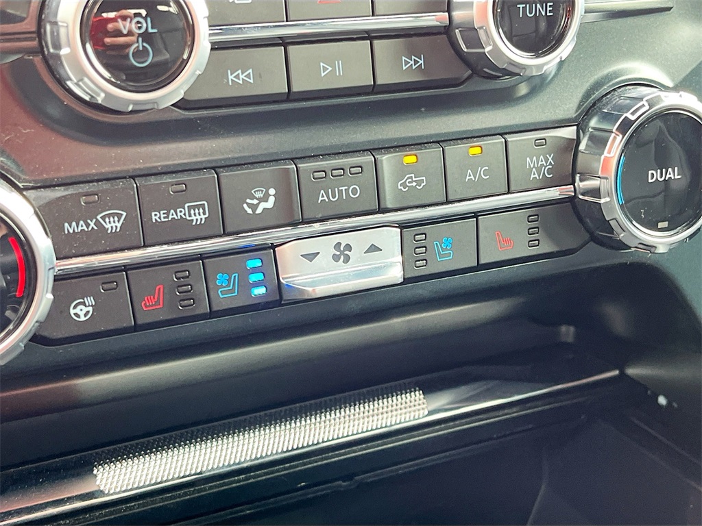 2025 Ford F-150 Lariat photo 21