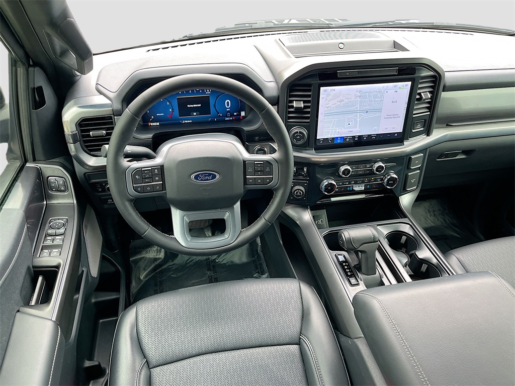 2025 Ford F-150 Lariat photo 23