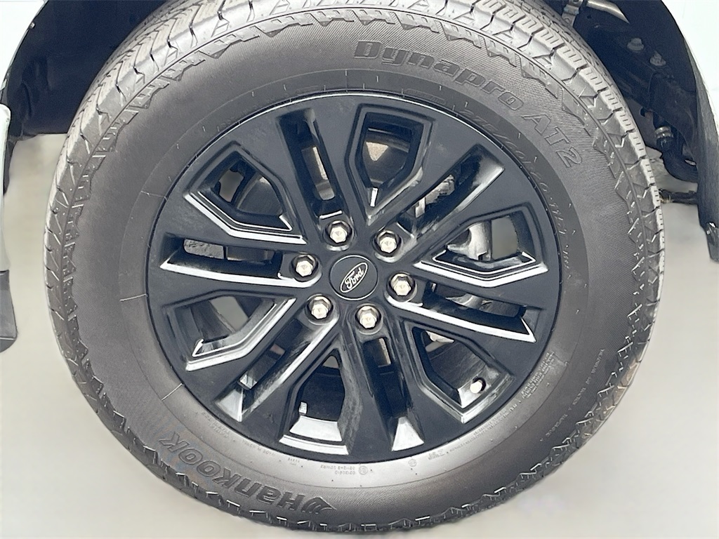 2025 Ford F-150 Lariat photo 30