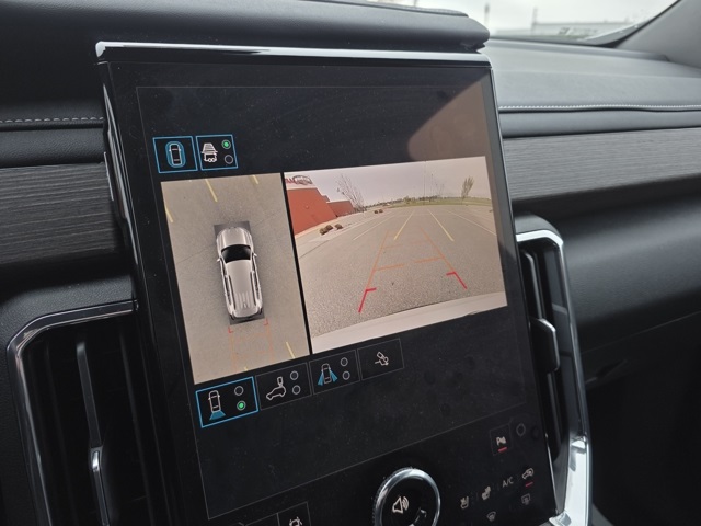 2024 GMC Acadia AWD Denali