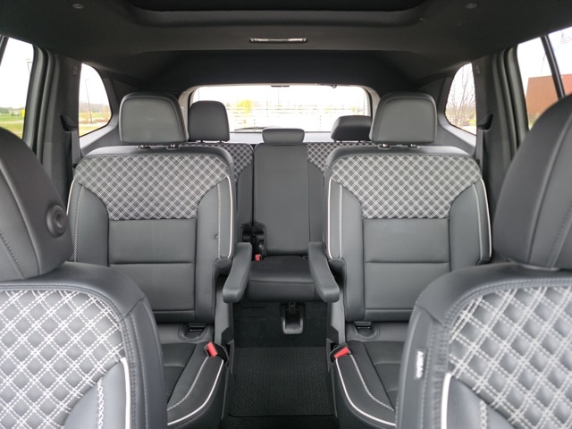 2024 GMC Acadia AWD Denali