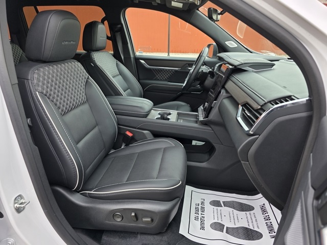 2024 GMC Acadia AWD Denali