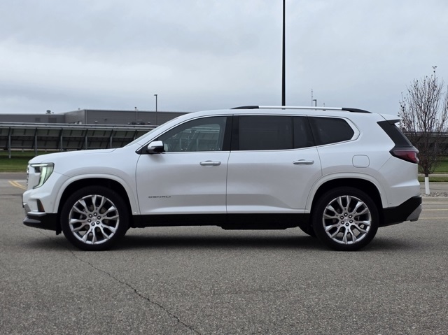 2024 GMC Acadia AWD Denali