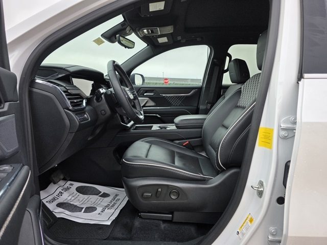 2024 GMC Acadia AWD Denali