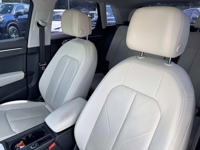 2021 Audi Q3 S line Premium photo 13