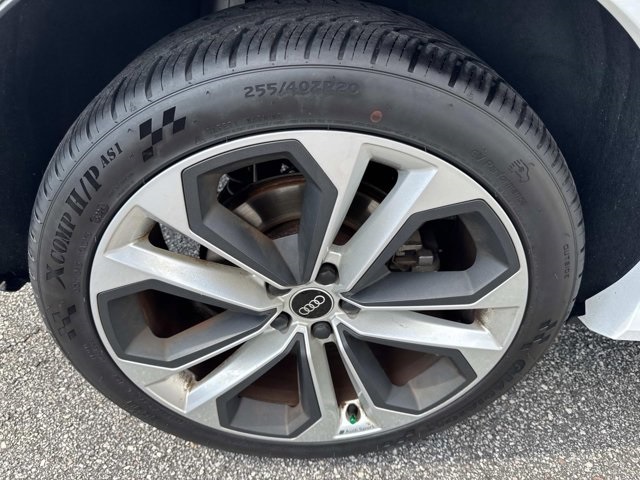 2021 Audi Q3 S line Premium photo 30