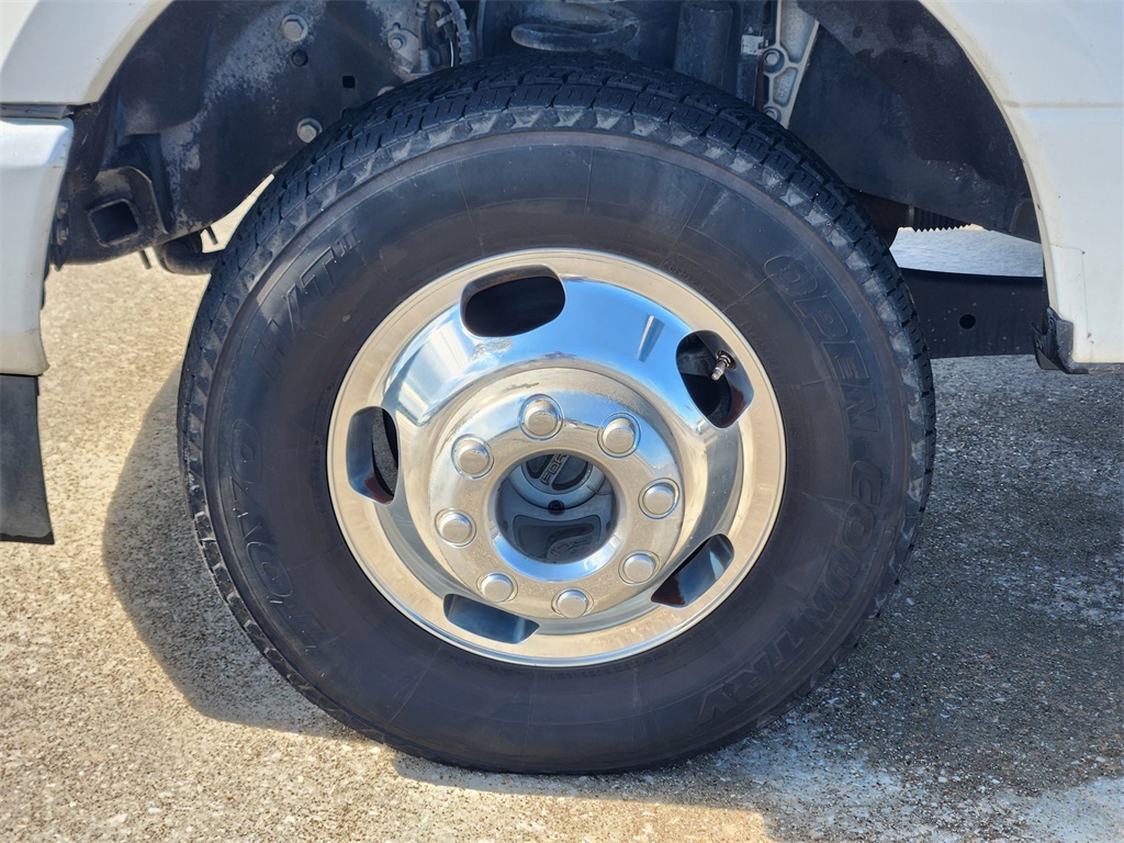 2021 Ford F-350 photo 10
