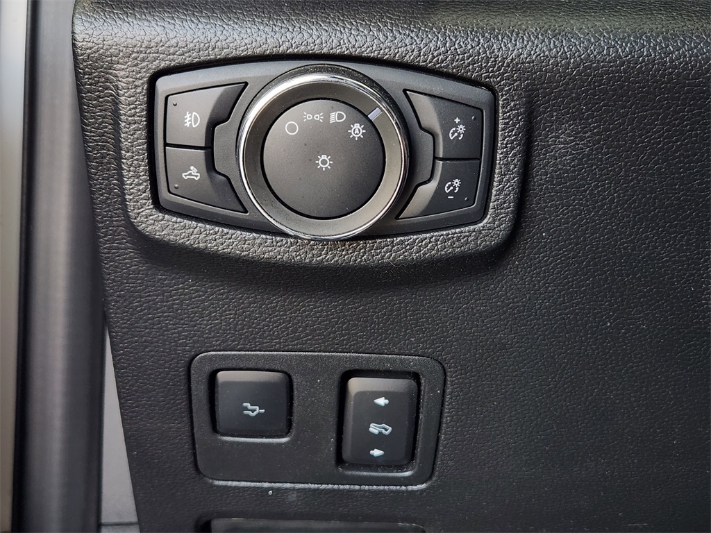 2021 Ford F-350 photo 20