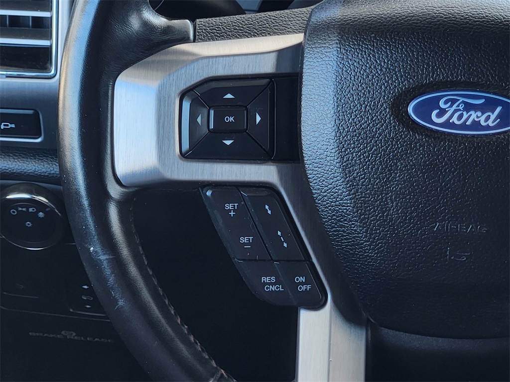 2021 Ford F-350 photo 24