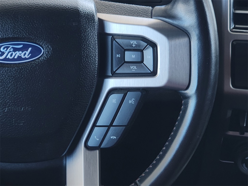 2021 Ford F-350 photo 25