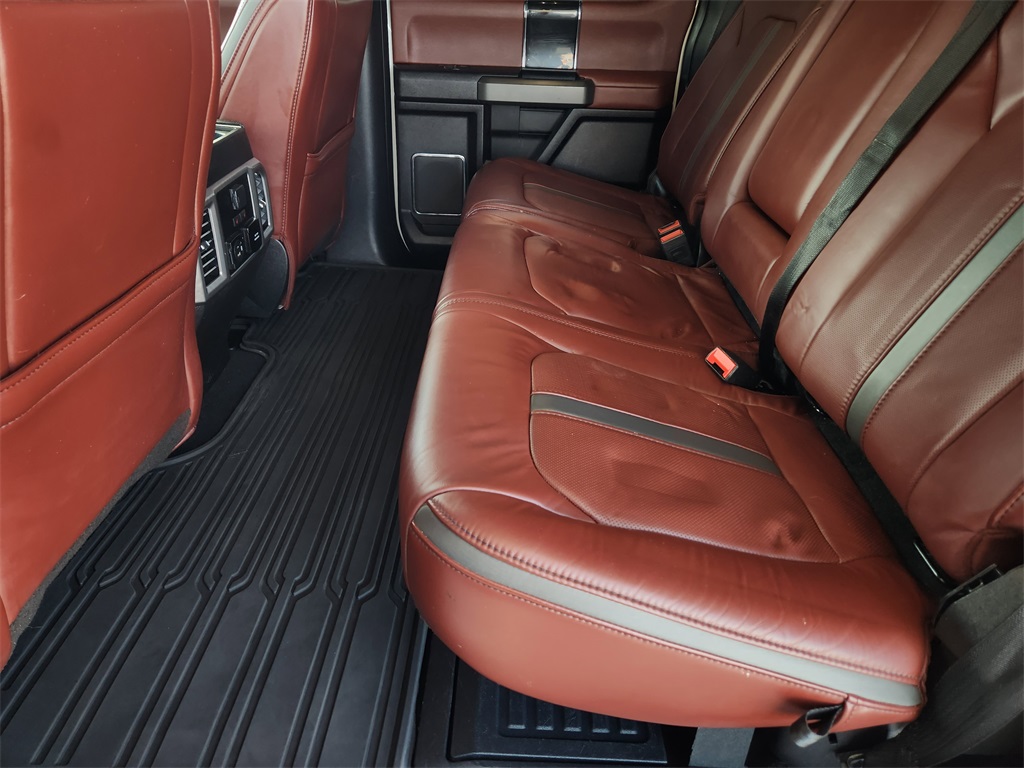 2021 Ford F-350 photo 26