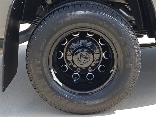 2026 Ram 3500 Big Horn photo 9