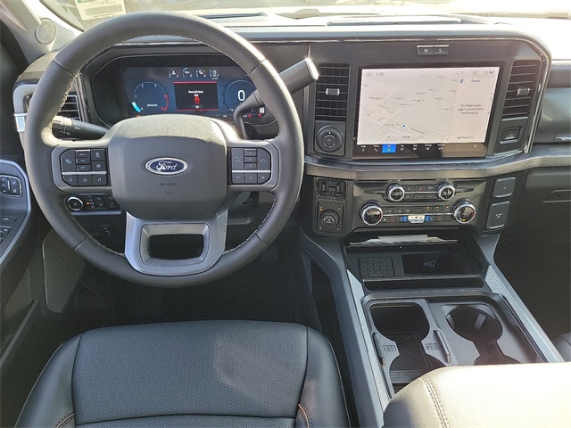 F-350 Super Duty SuperCrew Lariat