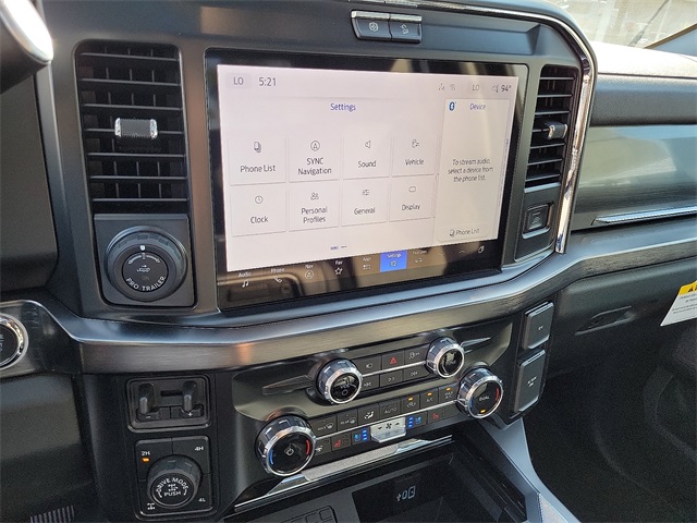 F-350 Super Duty SuperCrew Lariat