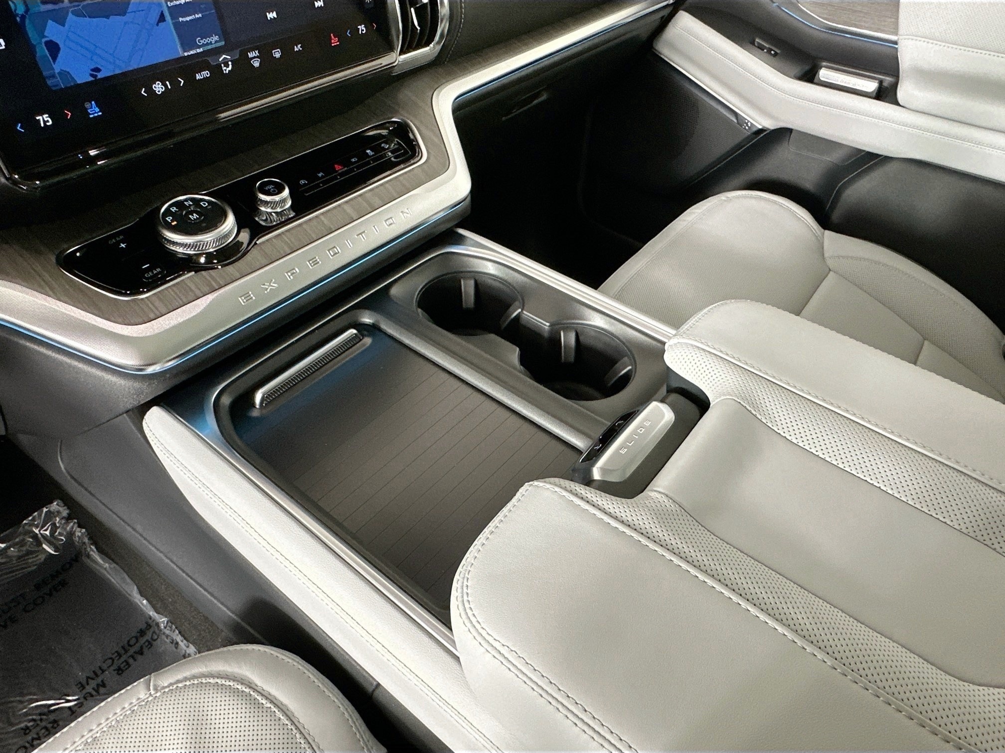 used 2025 Ford Expedition Max car, priced at $79,998