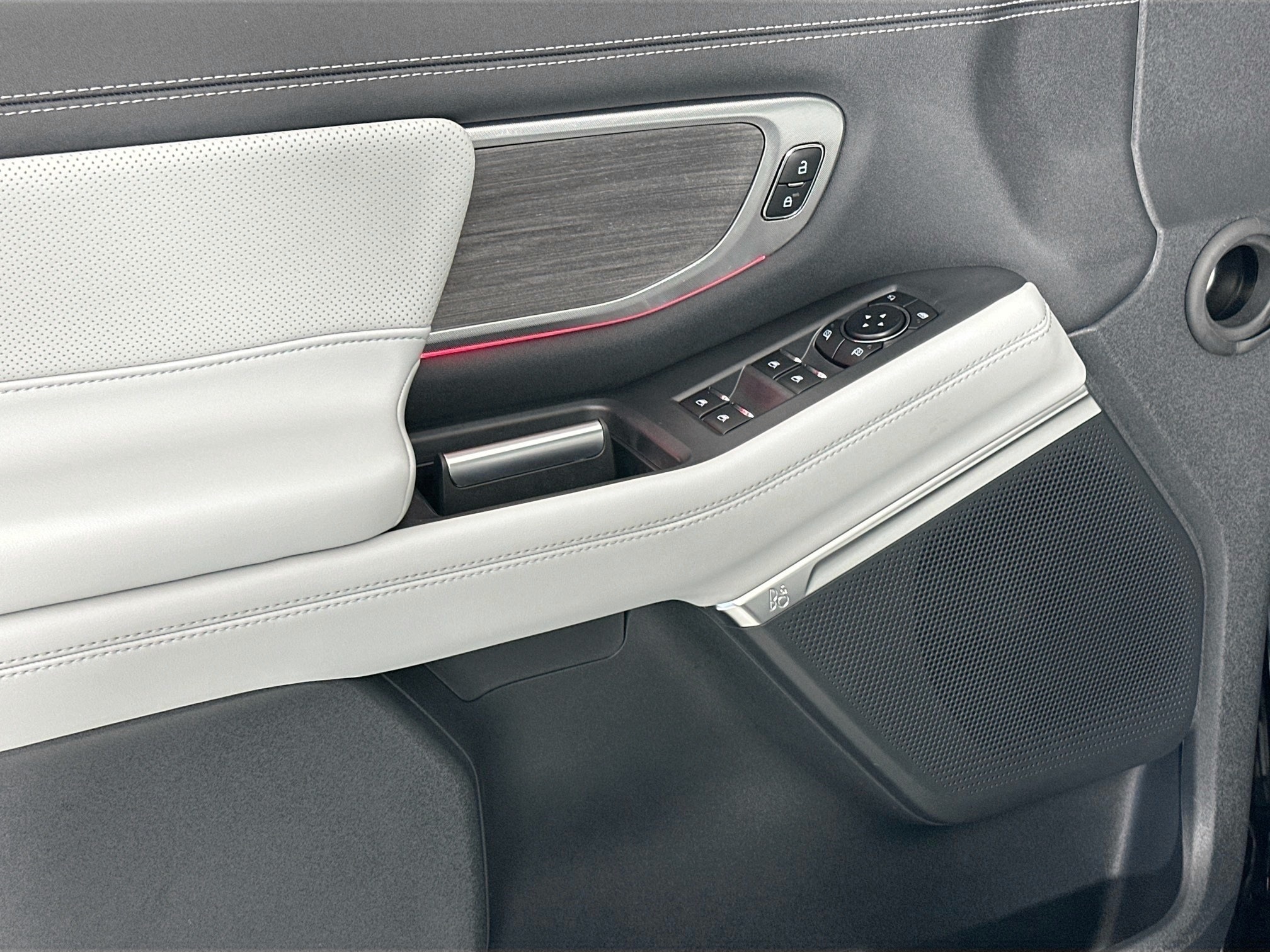 used 2025 Ford Expedition Max car, priced at $79,998