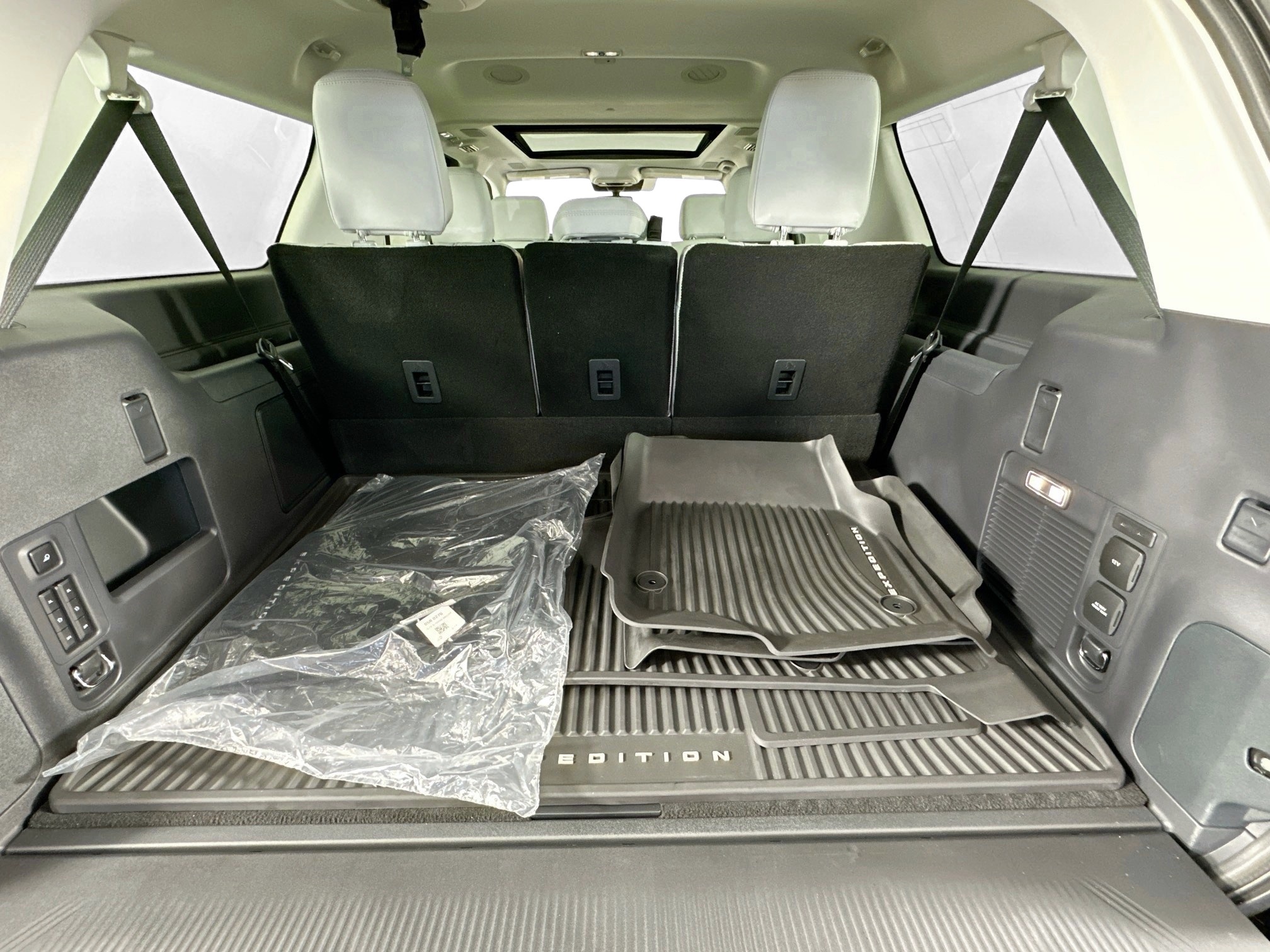 used 2025 Ford Expedition Max car, priced at $79,998