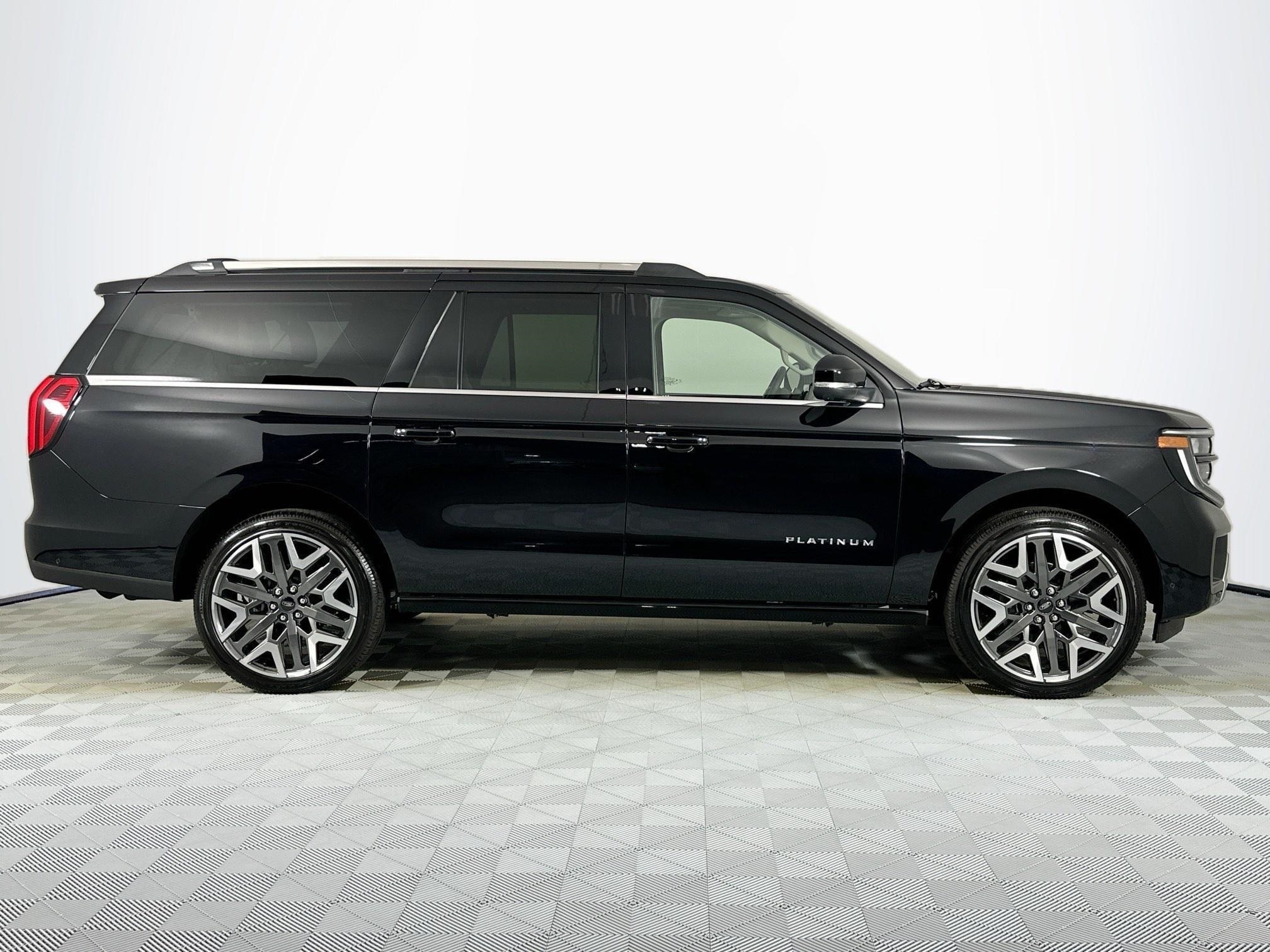 used 2025 Ford Expedition Max car, priced at $79,998