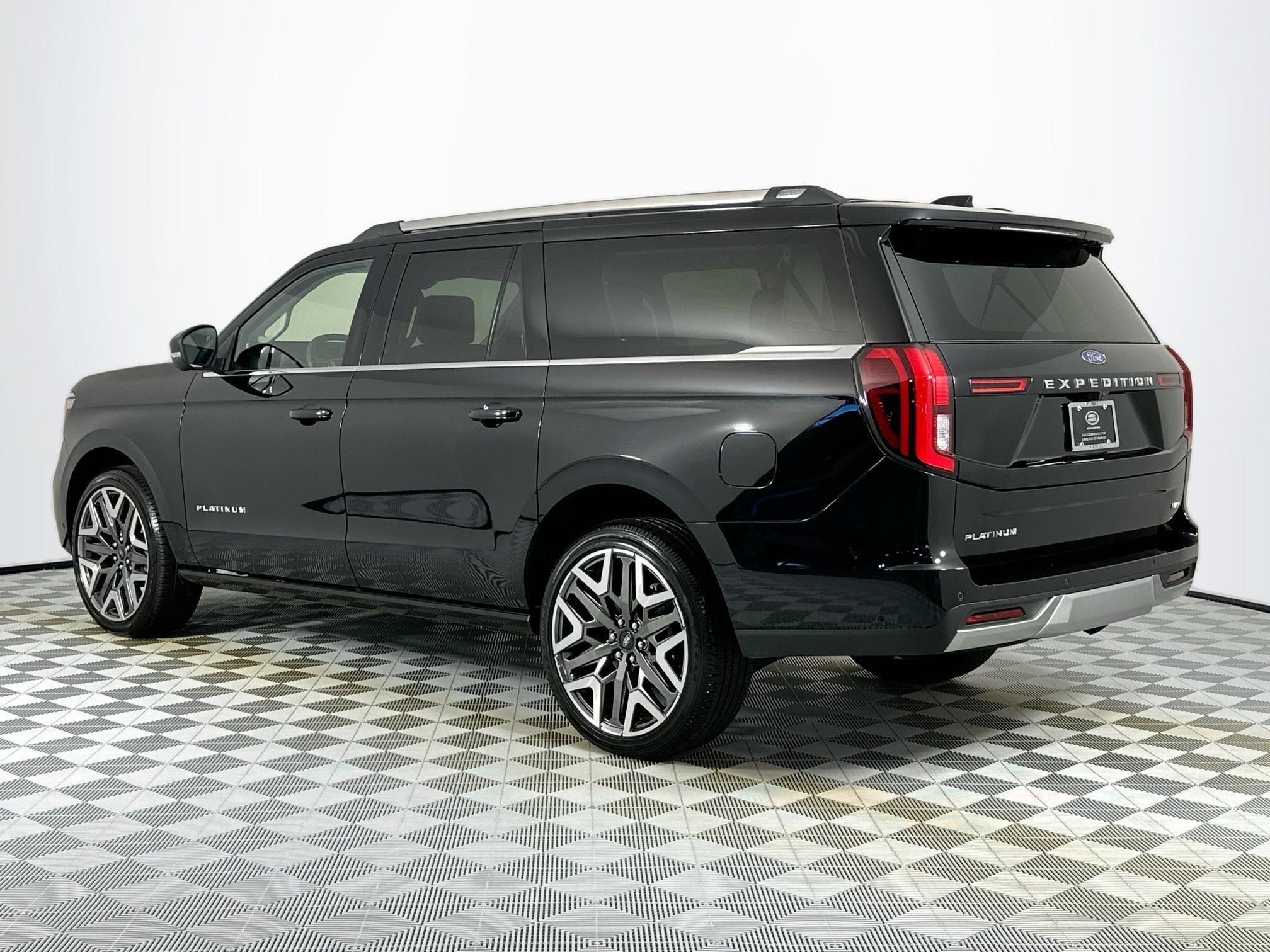 used 2025 Ford Expedition Max car, priced at $79,998