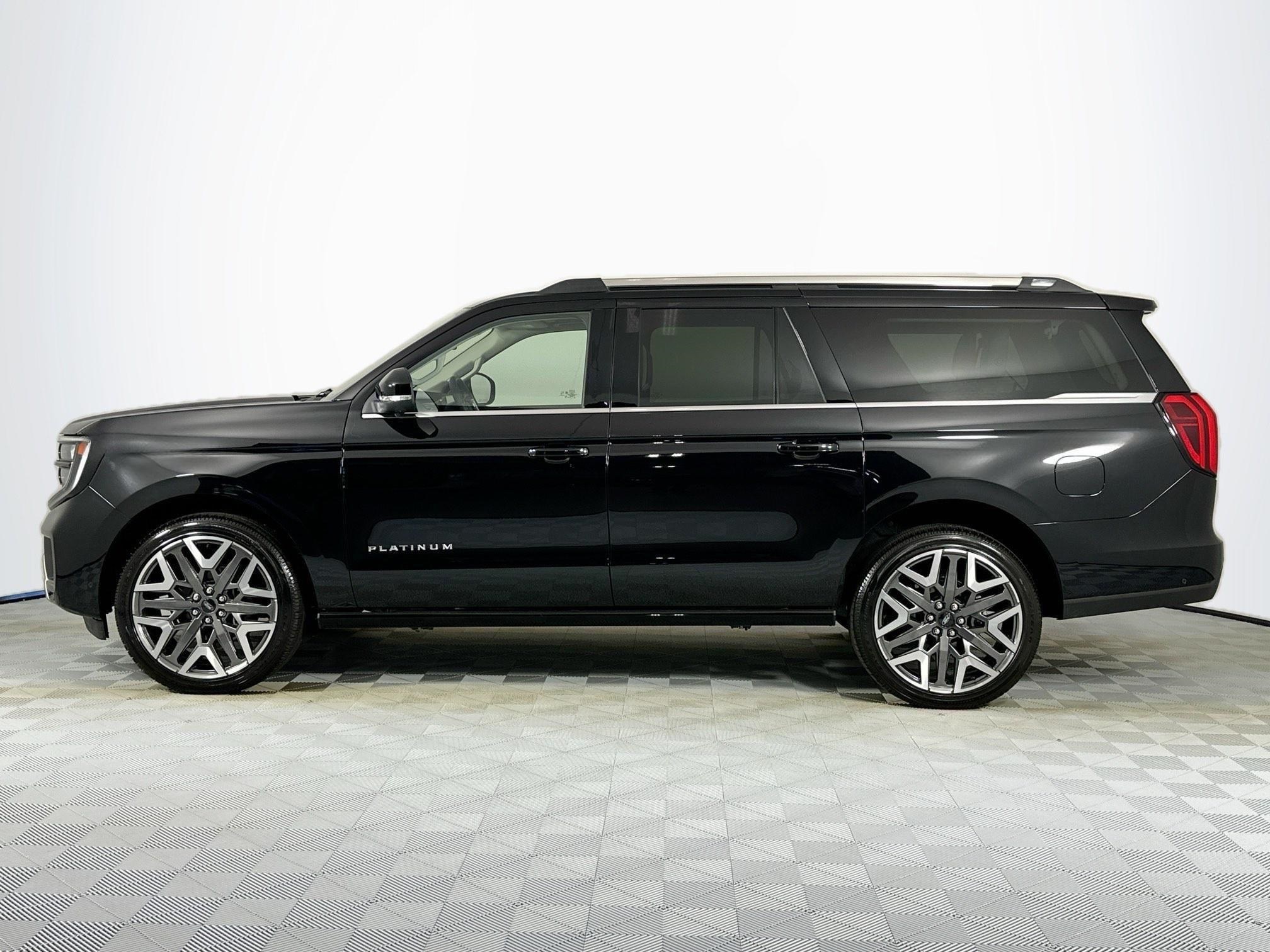 used 2025 Ford Expedition Max car, priced at $79,998