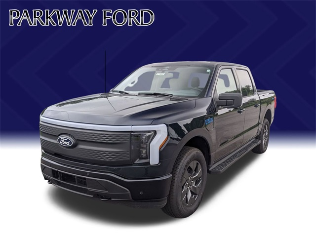 2025 Ford F-150 Lightning photo 2