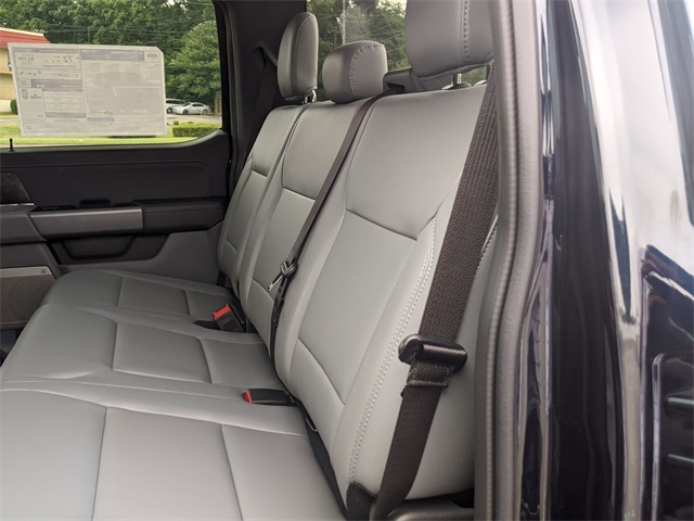 2025 Ford F-150 Lightning photo 27