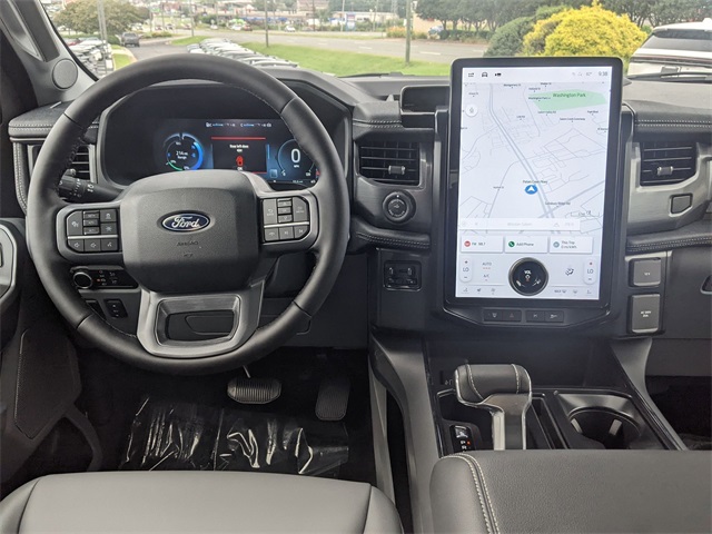 2025 Ford F-150 Lightning photo 28