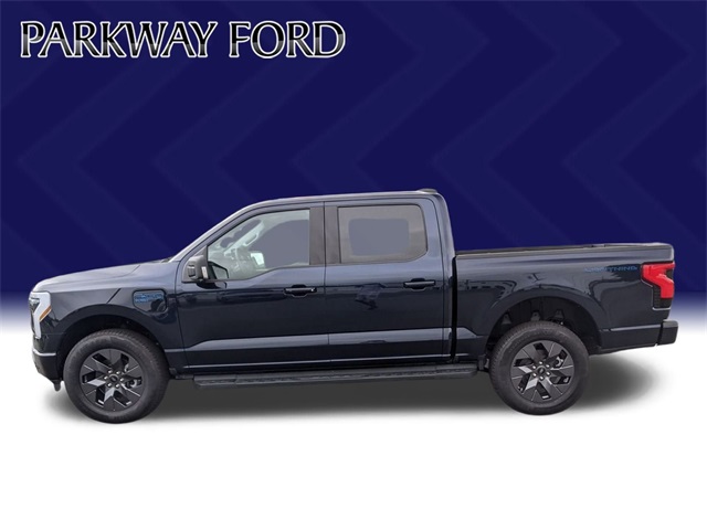 2025 Ford F-150 Lightning photo 8