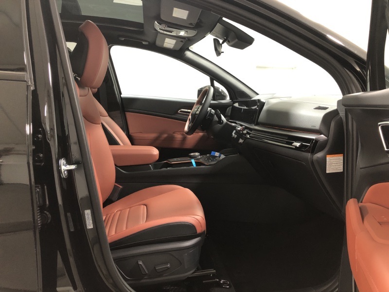 2026 Kia Sportage Hybrid photo 14