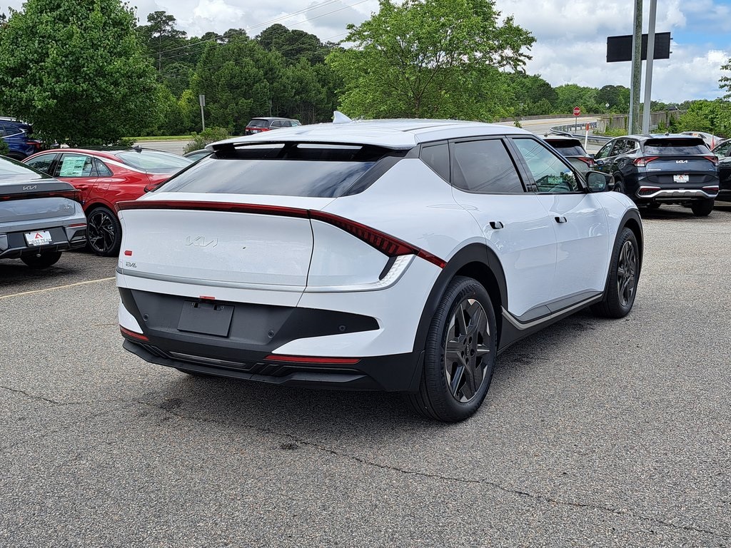 2025 Kia EV6 Light SUV AWD 4