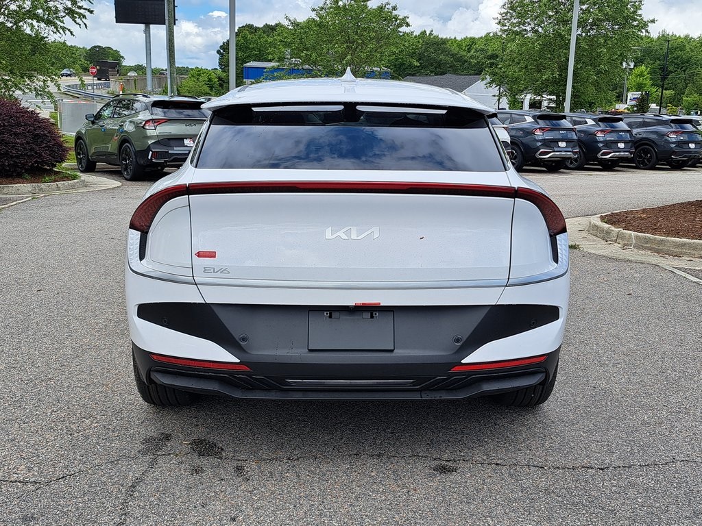 2025 Kia EV6 Light SUV AWD 5