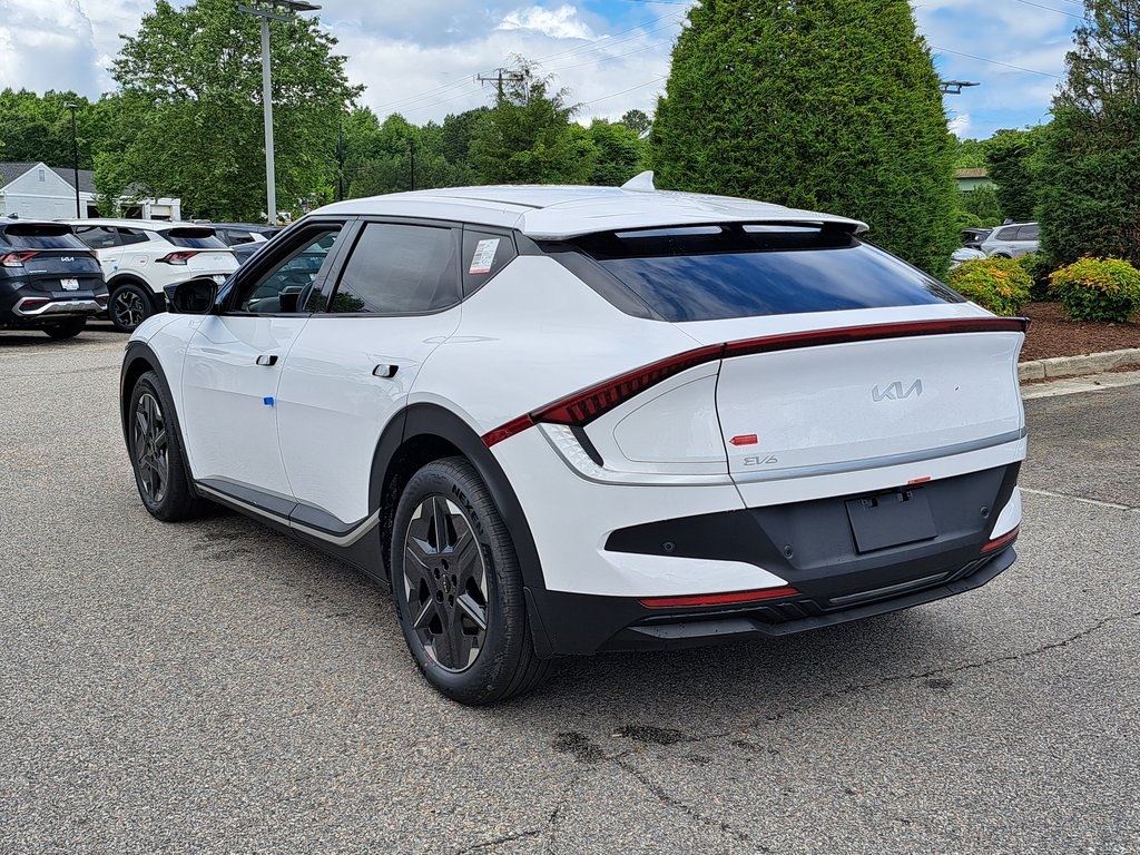 2025 Kia EV6 Light SUV AWD 6