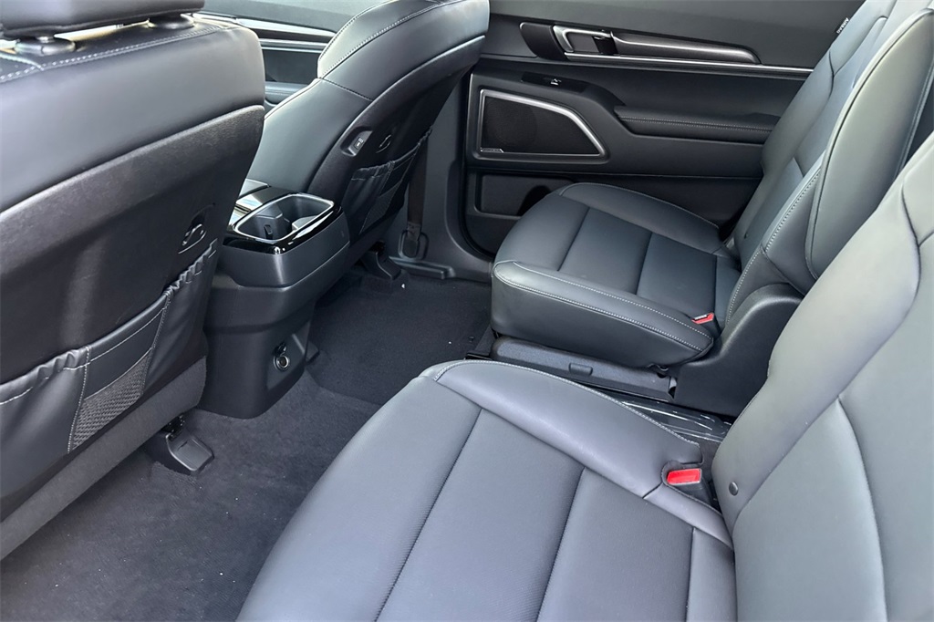 new 2025 Kia Telluride car, priced at $43,615