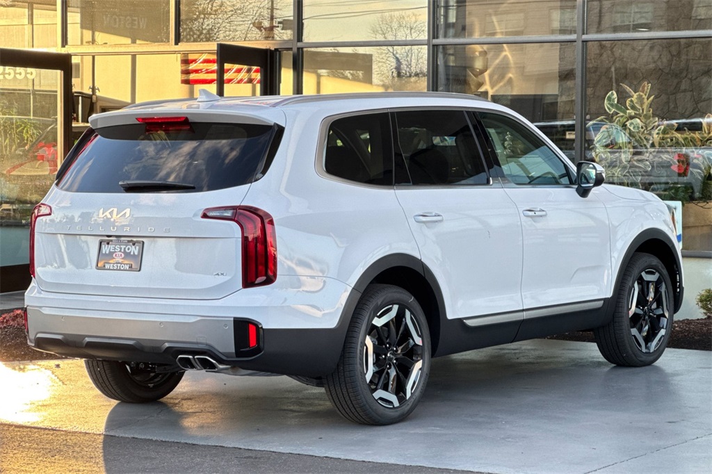 new 2025 Kia Telluride car, priced at $43,615