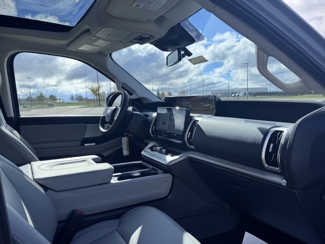 2025 Ford Expedition Active MAX