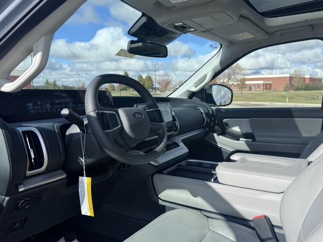 2025 Ford Expedition Active MAX