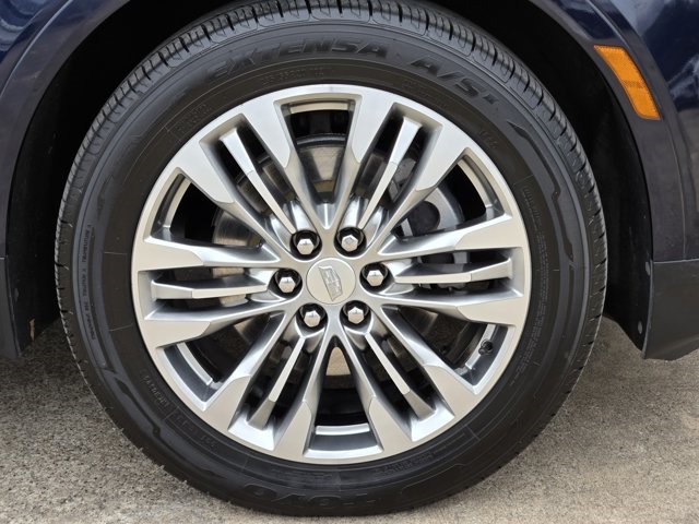 used 2017 Cadillac XT5 car, priced at $18,700