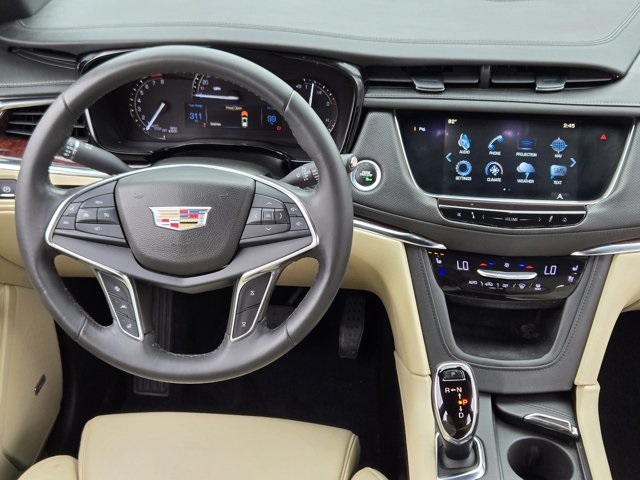 used 2017 Cadillac XT5 car, priced at $18,700