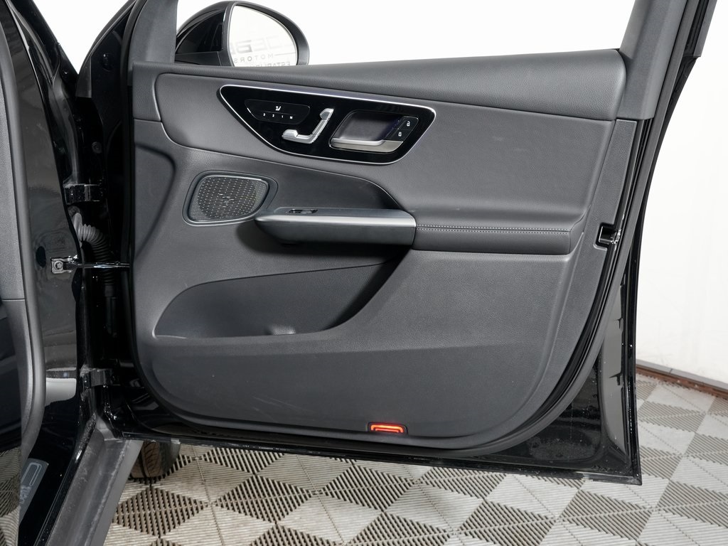 used 2025 Mercedes-Benz GLC car, priced at $53,250