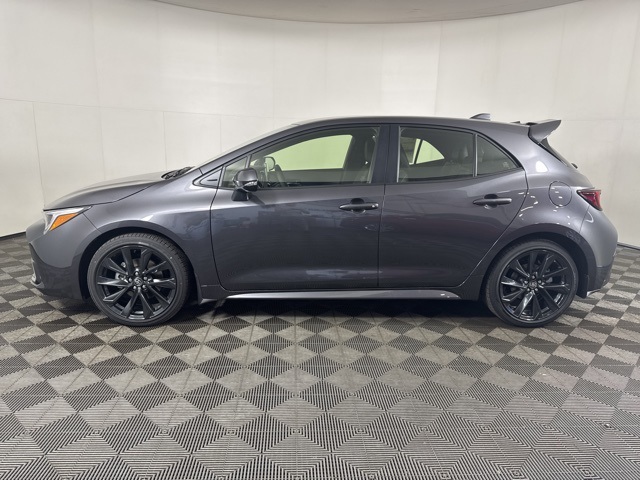 2025 Toyota Corolla XSE photo 7