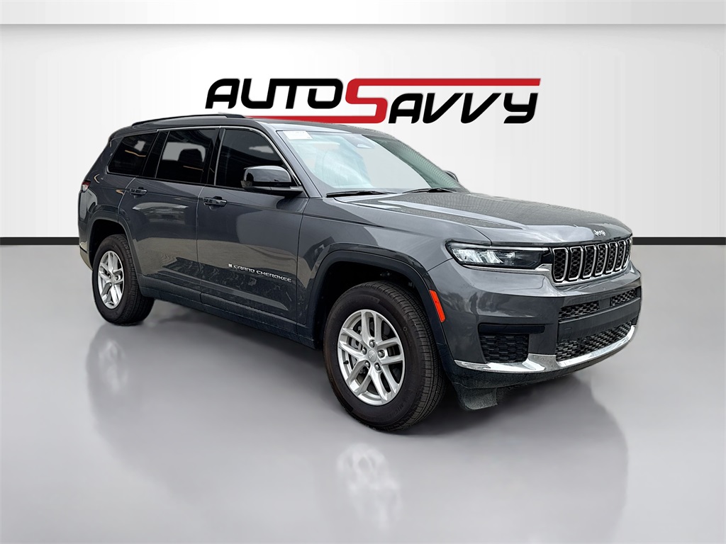 2024 Jeep Grand Cherokee L Laredo's photo